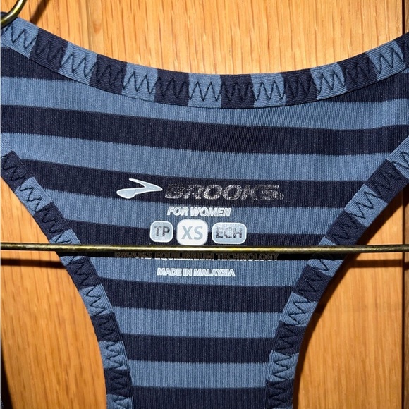 Brooks Bring It Racerback Storm Stripe Women's size XS - Picture 2 of 8